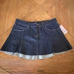 Wild Fable Skirt Womens Size 6 Dark Wash Denim Flare Mini Skirt Raw Hem